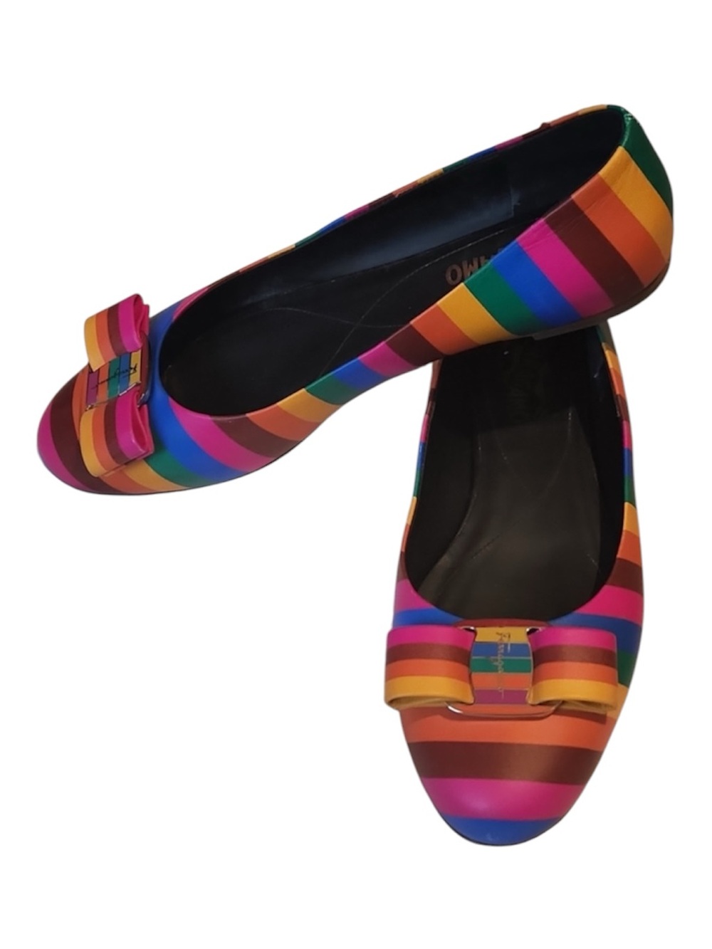 Beautiful RARE Salvatore Ferragamo Flats🌈